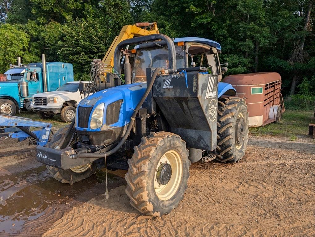 NEW HOLLAND TS115A TRACTOR, CAB, 4X4, 3PH