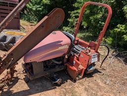 DITCHWITCH RT40 TRENCHER