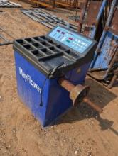 TIRE BALANCER