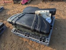 PALLET WI/ SEWING MACHINE & GUN CASES