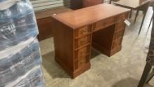 NICE DESK