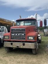 2004 MACK CH613 DAY CAB TRUCK, 8SPD, MAXI TORQUE