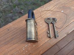 Brass Texaco Lock & Key Padlock Keys Marked Texaco 2 Keys