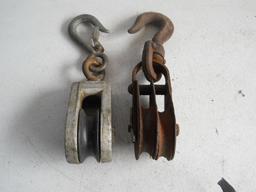 Lot of 2 Pulleys