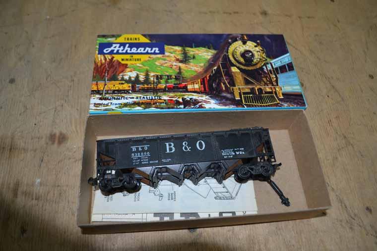 Athearn HO Scale #1753 B&O Hopper