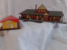 Lot of 2 structures: one N scale grovemont & a detailed train station w/wiring