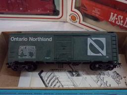 Lot of 5 Includes M-STL Coal Car, Burlgtn. Hi-Cube Boxcar, Walther Train Line Republic Tanker, B&M H