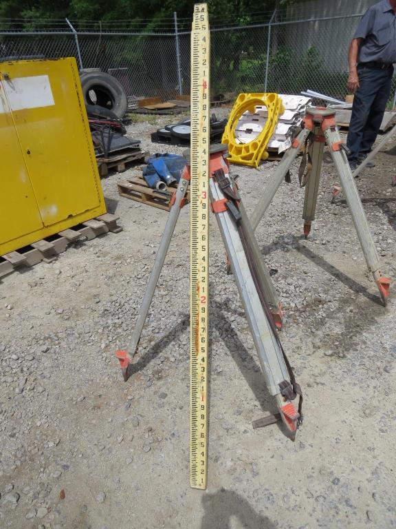 Survey Tripod w/ Grading Rod