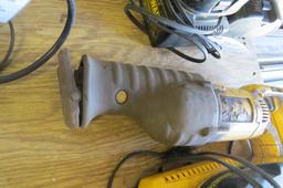 Dewalt DC385 Reciprocating Saw includes two 18V batteries and battery charger