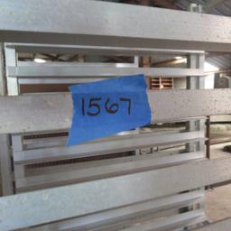 2 aluminum rollings racks