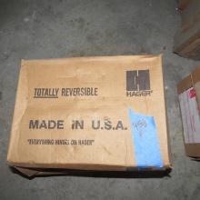 Two Boxes of Reversible Hinges