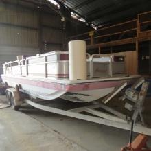 Hurricane Deck Boat with Trailer