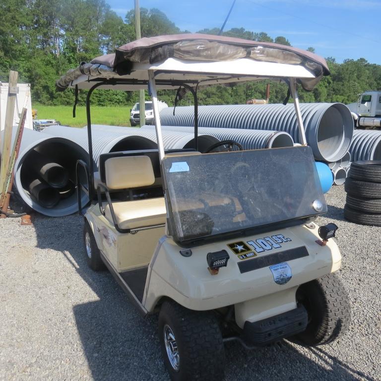 1998 Club Car w/NEW BATTERIES