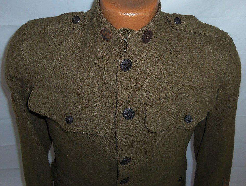 WW1 US Enlisted Tunic With Paris District/US Aero Squadron Insignia