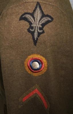 WW1 US Enlisted Tunic With Paris District/US Aero Squadron Insignia