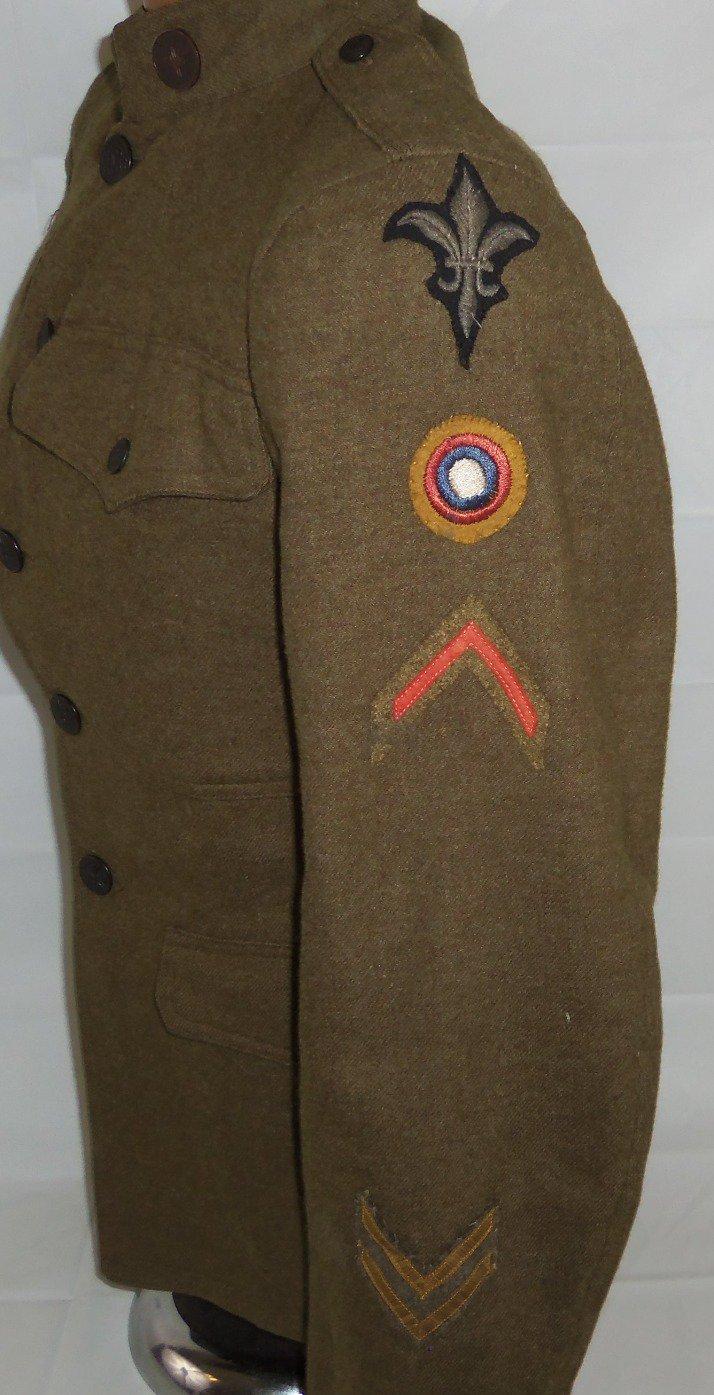 WW1 US Enlisted Tunic With Paris District/US Aero Squadron Insignia