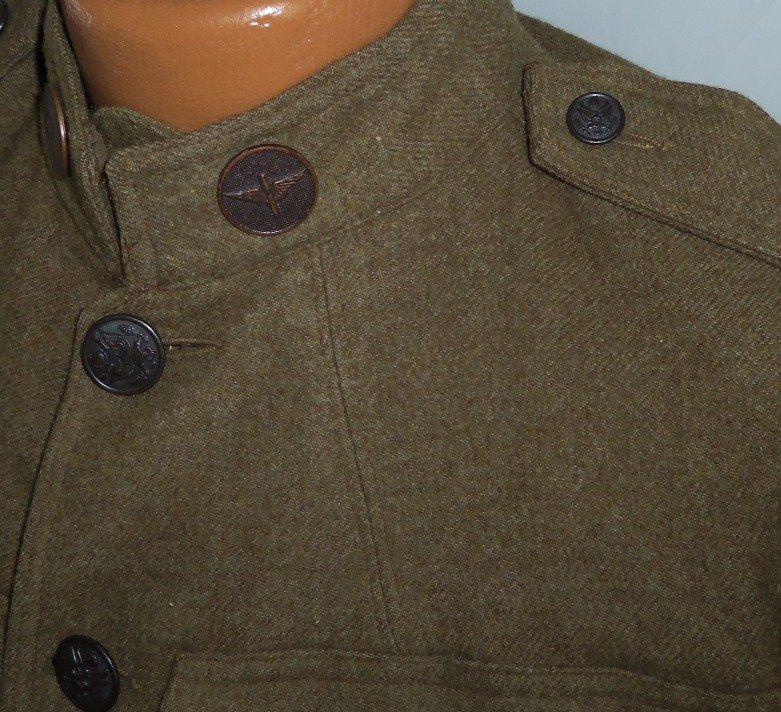 WW1 US Enlisted Tunic With Paris District/US Aero Squadron Insignia