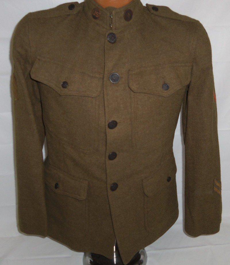 WW1 US Enlisted Tunic With Paris District/US Aero Squadron Insignia