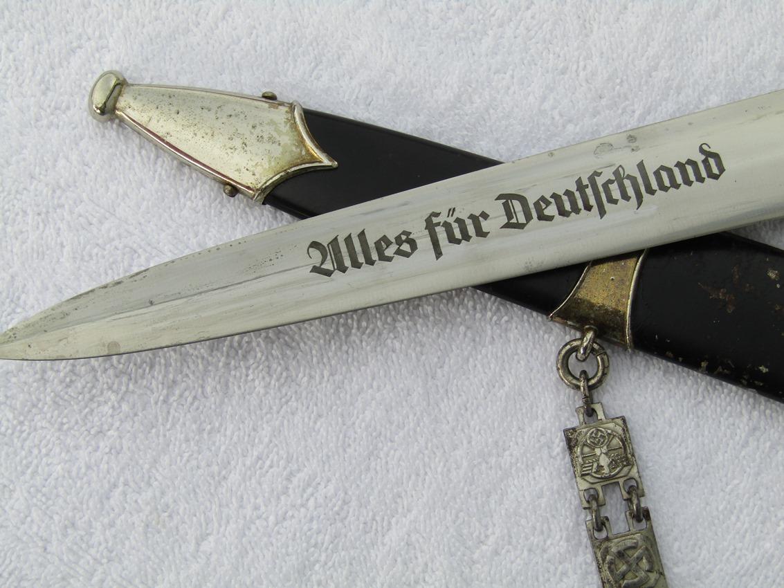 NSKK Chained Leader Dagger-Early Double Oval Eickhorn Logo-Ground Rohm Blade