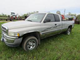 1999 Dodge 1500 Half Ton SLT 4 X 4 Pickup, Long Bos, Extended Cab, Gas V8,