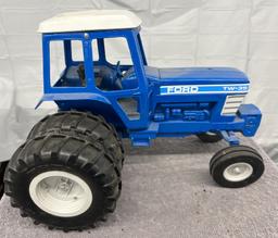 1/12 Ford TW-35 tractor, duals, missing muffler, no box