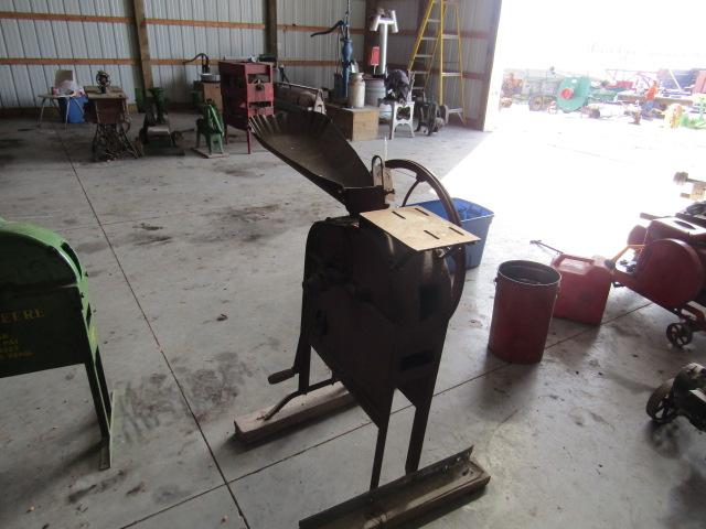 478. Standing Corn Sheller