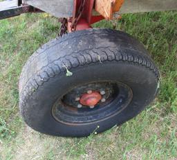 952. Minnesota Model 250 Gravity Box on MN 6 Ton Wagon, Ext. Pole