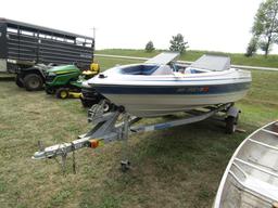 367. 1988 Bayliner Capri 15 FT. Open Bow Run-About, Walk Through Windshield