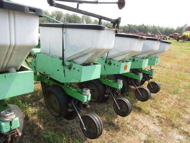 856. Deutz Allis Model 385 12 Row X 30 Inch Corn Planter, End Transport, Mo