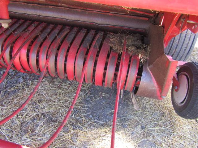 1649. 265-447. GEHL 2880 TWINE TIE ROUND BALER, MAKES 5 X 6 BALE, MONITOR,