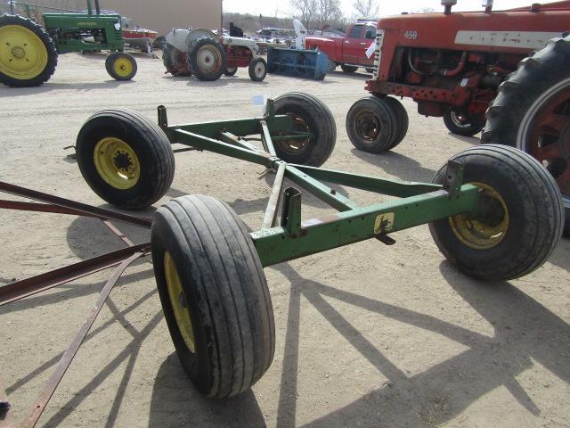 417. 364-807, JOHN DEERE 1065 FOUR WHEEL WAGON, EXT. POLE, FLOTATION TIRES,