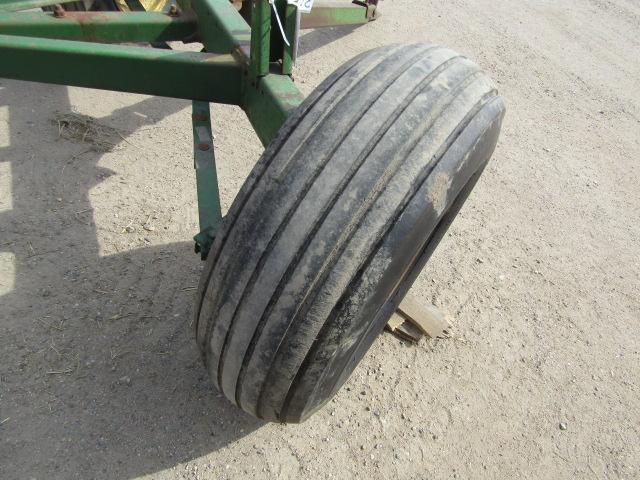 417. 364-807, JOHN DEERE 1065 FOUR WHEEL WAGON, EXT. POLE, FLOTATION TIRES,