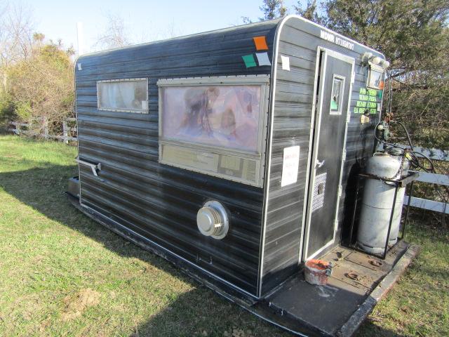 105. BUHK HOUSE 7 FT. X 10 FT. FISH HOUSE, ALL ALUMINUM WELDED CONSTRUCTION