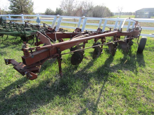 123. IH MODEL 710 5 X 16 SEMI MOUNT AR PLOW, COULTERS