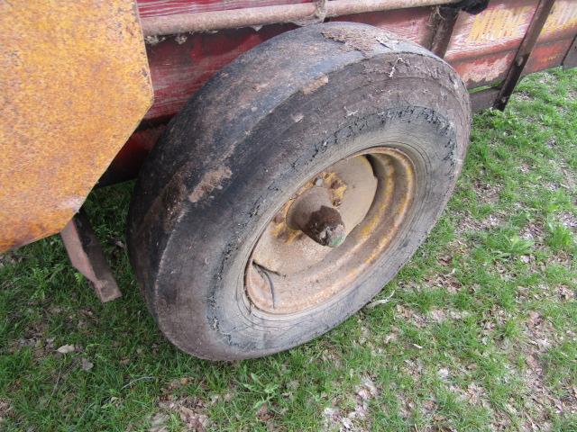 141. NICE MINNESOTA APPROX. 110 BUSHEL PTO MANURE SPREADER