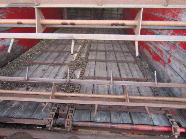 913. 338-813. H&S XL LOAD MASTER 14 FT. FORAGE BOX ON MN 10 TON 4 WHEEL WAG