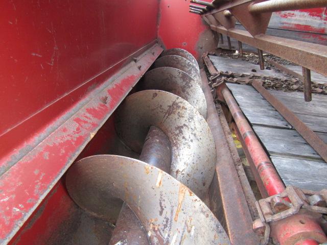 913. 338-813. H&S XL LOAD MASTER 14 FT. FORAGE BOX ON MN 10 TON 4 WHEEL WAG