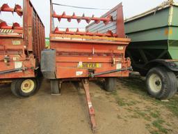 974. 428-1118. MEYERS MODEL 3516 – 16 FT. FORAGE BOX ON H&S TANDEM AXLE WAGON, EXT. POLE,