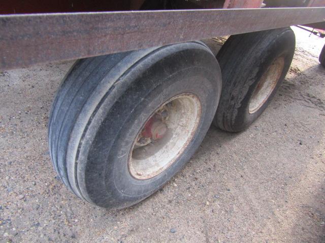 974. 428-1118. MEYERS MODEL 3516 – 16 FT. FORAGE BOX ON H&S TANDEM AXLE WAGON, EXT. POLE,