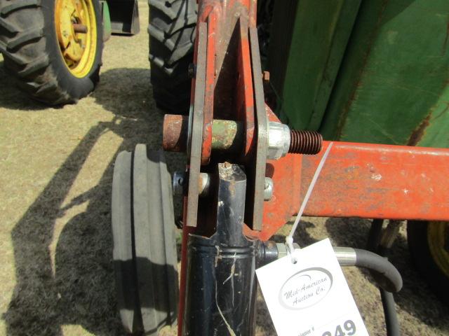 1349. 1970 JOHN DEERE MODEL 2520 GAS TRACTOR, DIFFERENTIAL LOCK, OPEN STATI