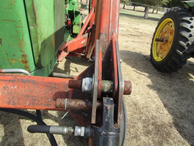 1349. 1970 JOHN DEERE MODEL 2520 GAS TRACTOR, DIFFERENTIAL LOCK, OPEN STATI