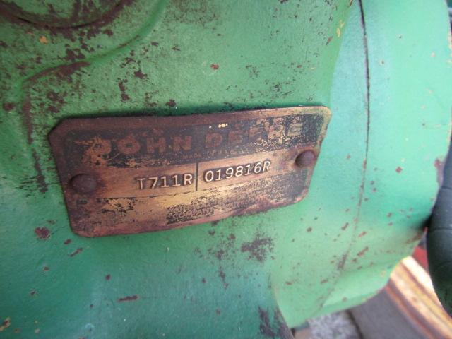 1349. 1970 JOHN DEERE MODEL 2520 GAS TRACTOR, DIFFERENTIAL LOCK, OPEN STATI