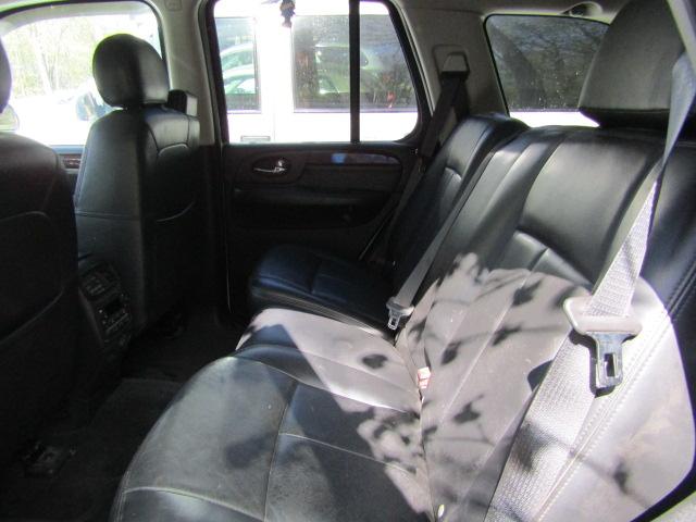 1472. 2006 GMC ENVOY, SLT, 4 X 4, 4200 VORTEC, SHOWS 273,365 MILES, YOUR BI