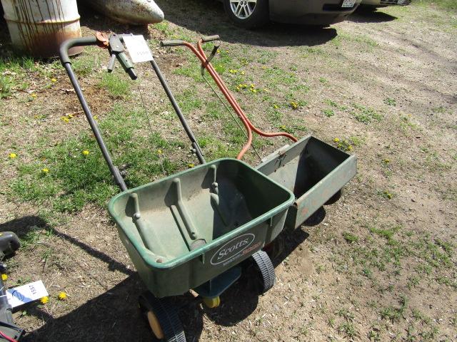 1559. (2) WALK BEHIND LAWN FERTILIZER SPREADERS