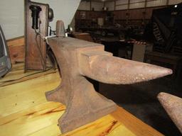 1592. 125# PARAGON ANVIL WITH HARDY