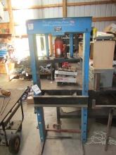 1497. BLUE RIDGE EQUIPMENT 20 TON HYYDRAULIC PRESS