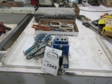 1542. CORNER FRAME CLAMPS, (2) WOOD CLAMPS
