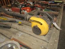 1679. MCCOULOUCH GAS LEAF BLOWER