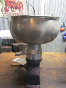 1839. MONTGOMERY WARD TABLE TOP CREAM SEPARATOR