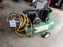 1835. CAMPBELL HAUSFELD 2 CYLINDER 110V CAST IRON TANK PORTABLE AIR COMPRES